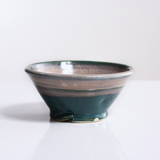 Round Bowl with Lines