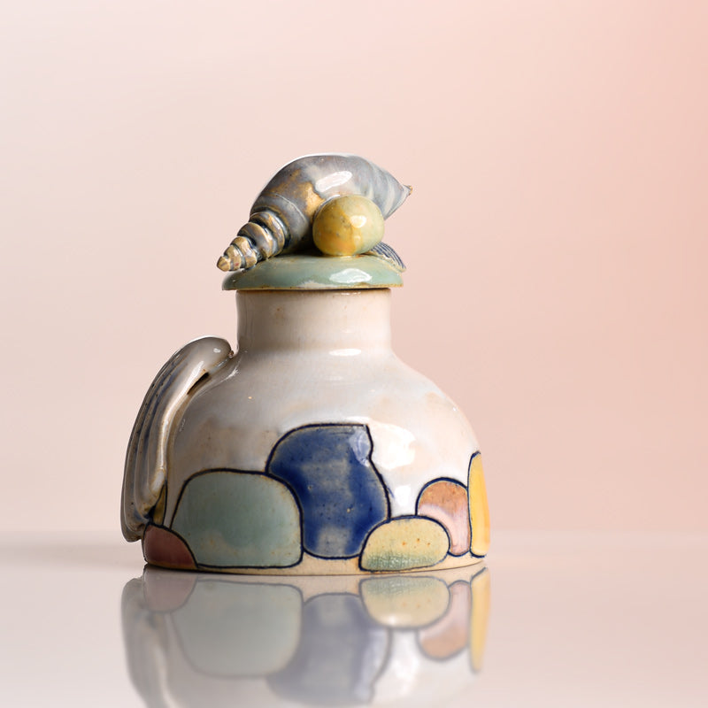 Shall and Pebble Tea jar