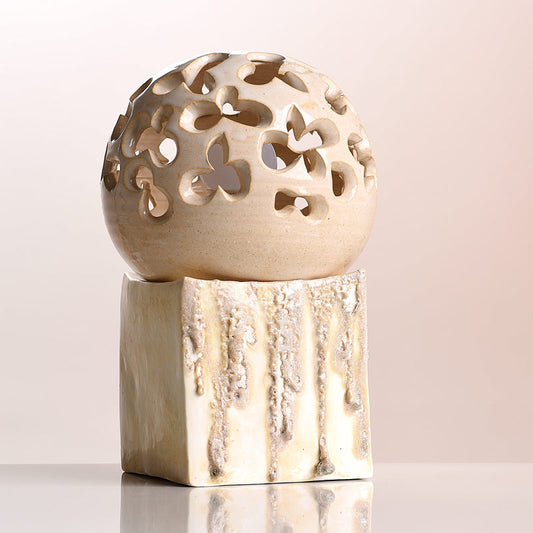 Ivory Ball ceramic lamp